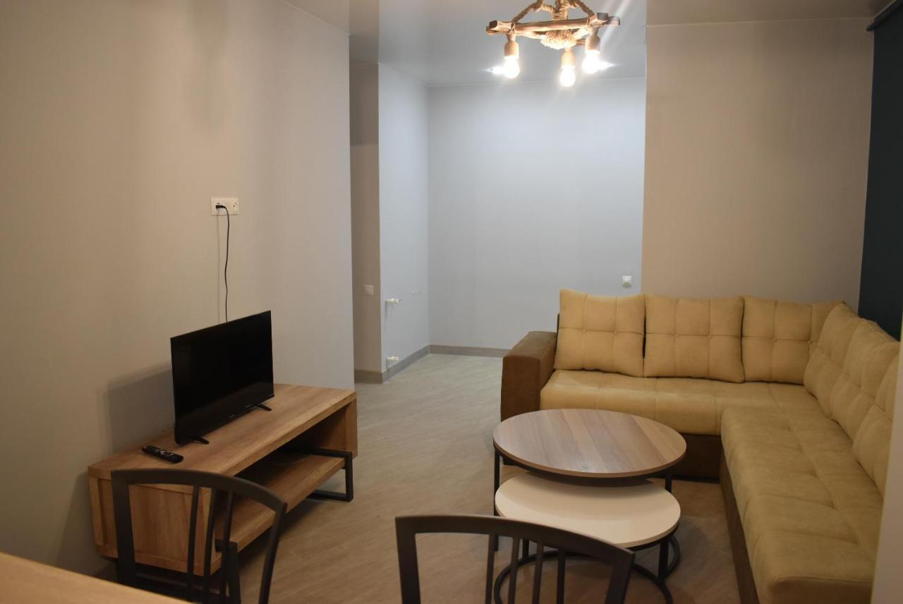 Loft Apartment In Γιερεβάν Εξωτερικό φωτογραφία