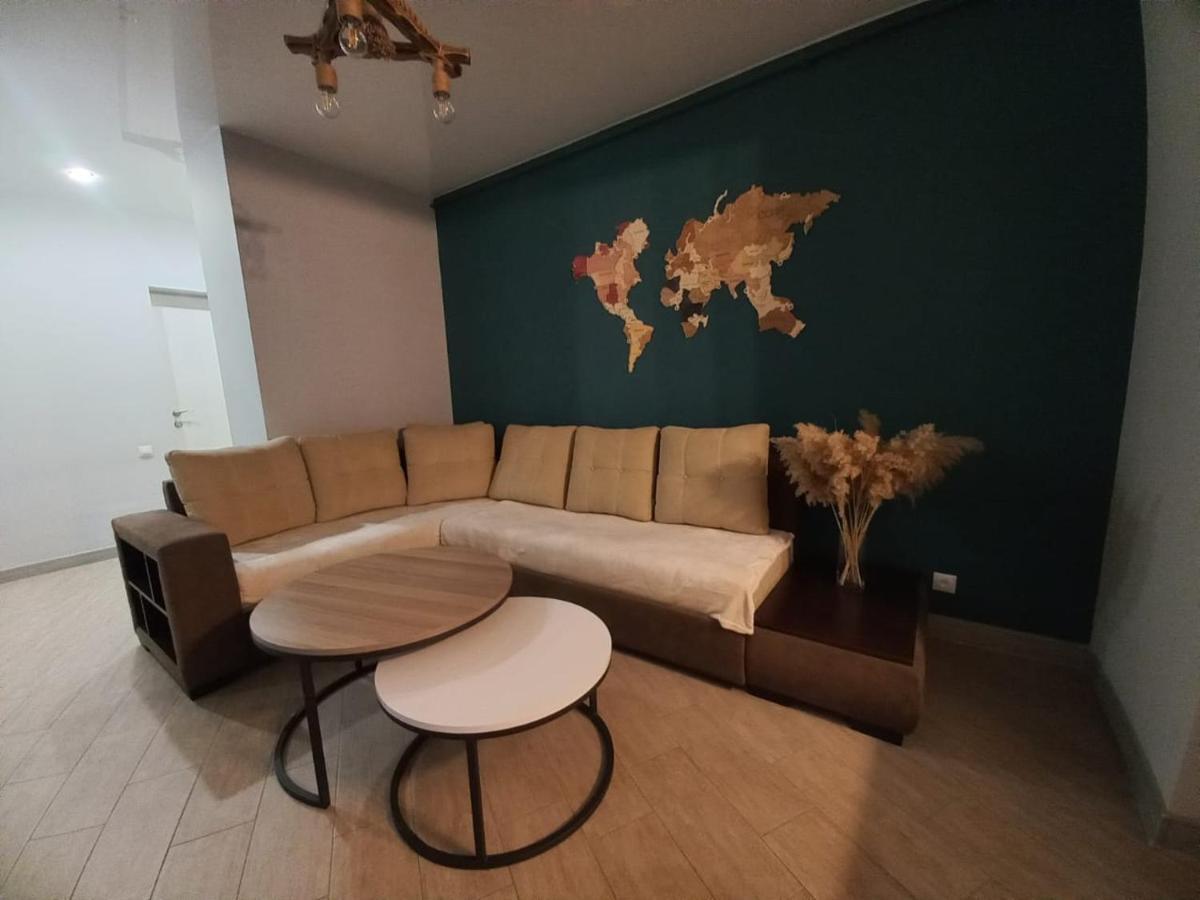 Loft Apartment In Γιερεβάν Εξωτερικό φωτογραφία